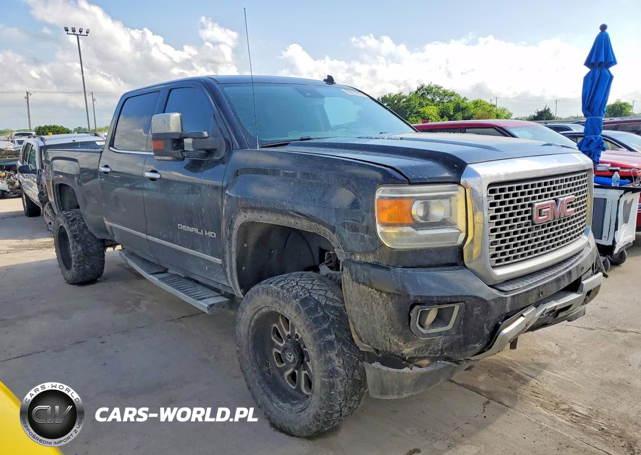 2015 GMC Sierra K2500 Denali VIN:1GT120E83FF188841 - 4