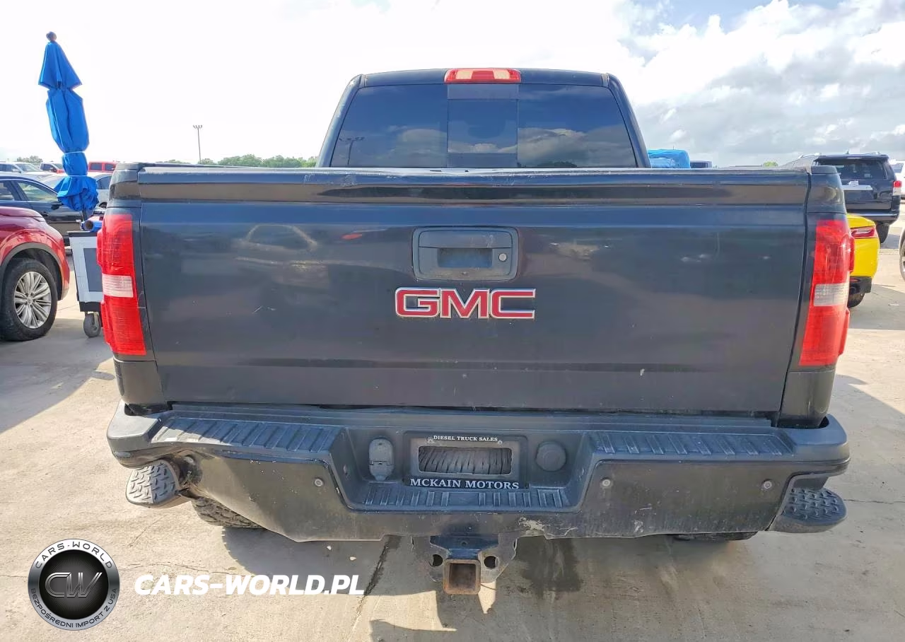 2015 GMC Sierra K2500 Denali VIN:1GT120E83FF188841 - 6
