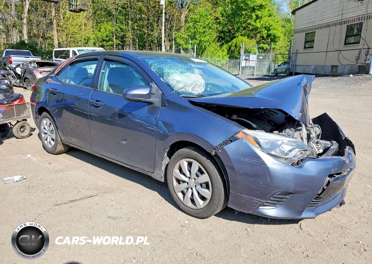 2015 Toyota Corolla Le VIN:2T1BURHE7FC364092 - 4