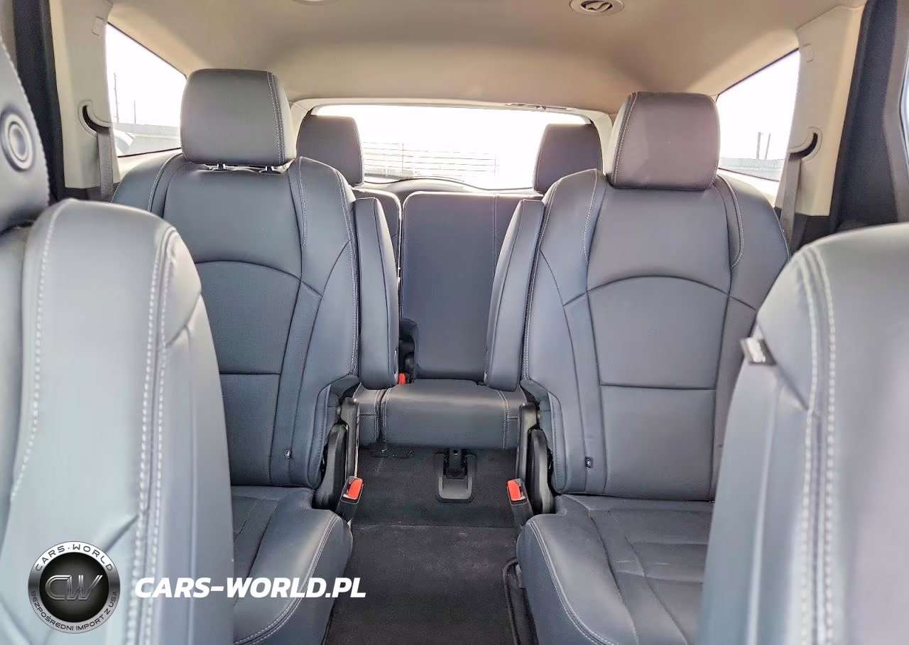 2019 Buick Enclave Essence VIN:5GAEVAKW9KJ250009 - 10