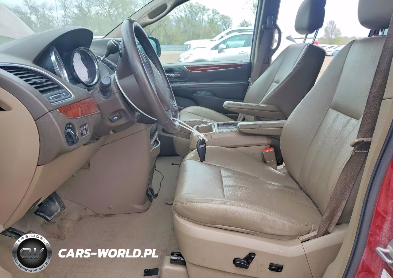 2012 Chrysler Town & Country Touring L VIN:2C4RC1CG6CR170855 - 7