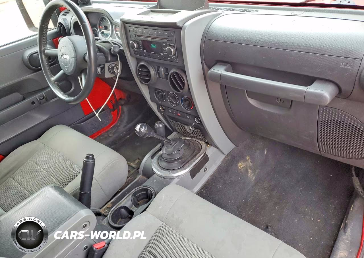 2008 Jeep Wrangler Rubicon VIN:1J8GA64118L600689 - 8