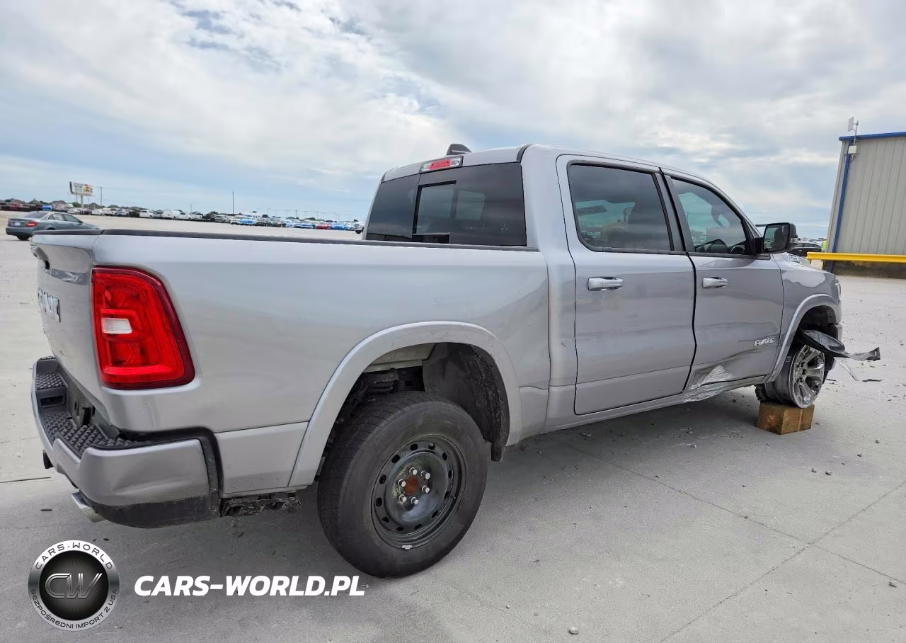 2025 Ram 1500 Big Horn VIN:1C6RREFP0SN718059 - 3