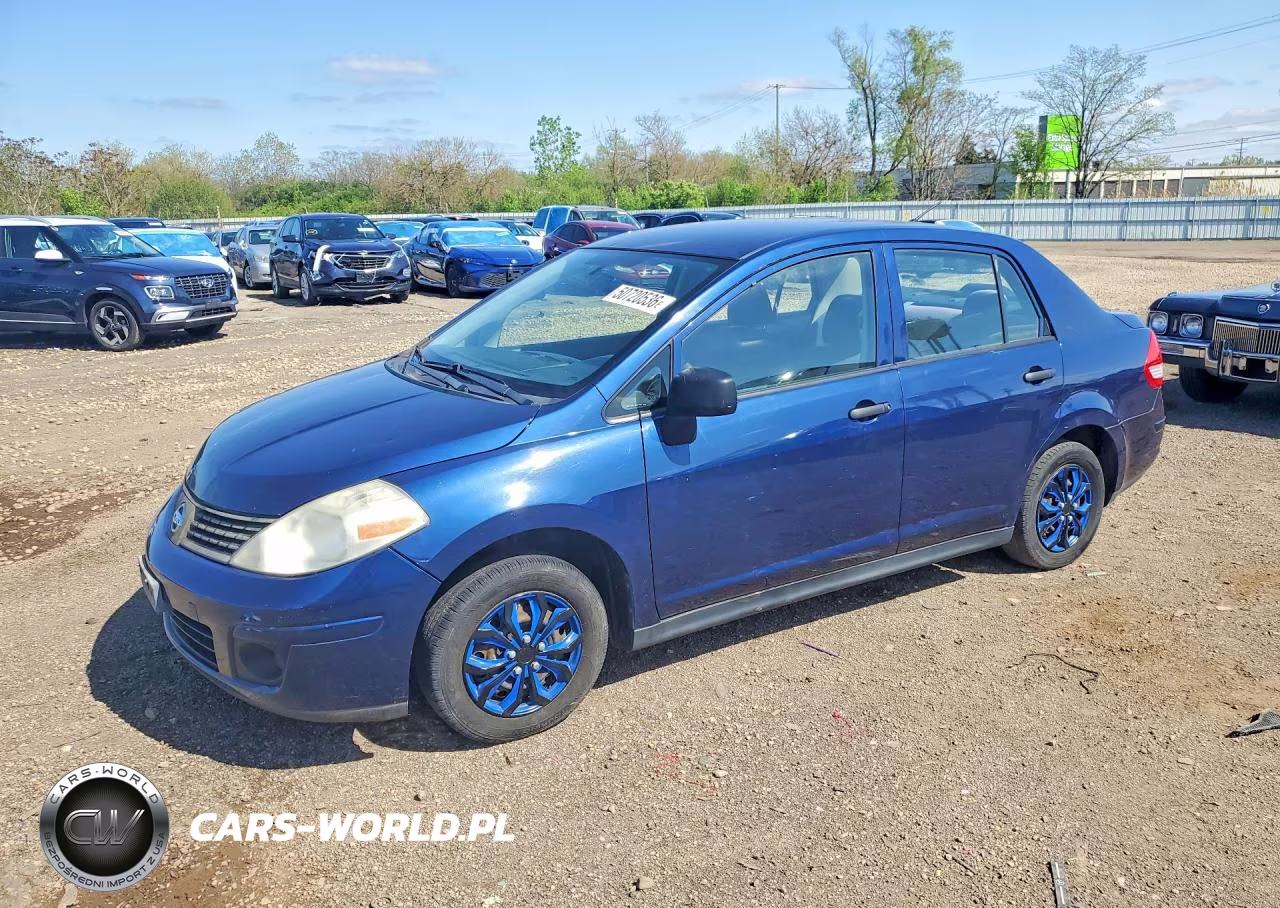 2009 Nissan Versa 1.6 Base