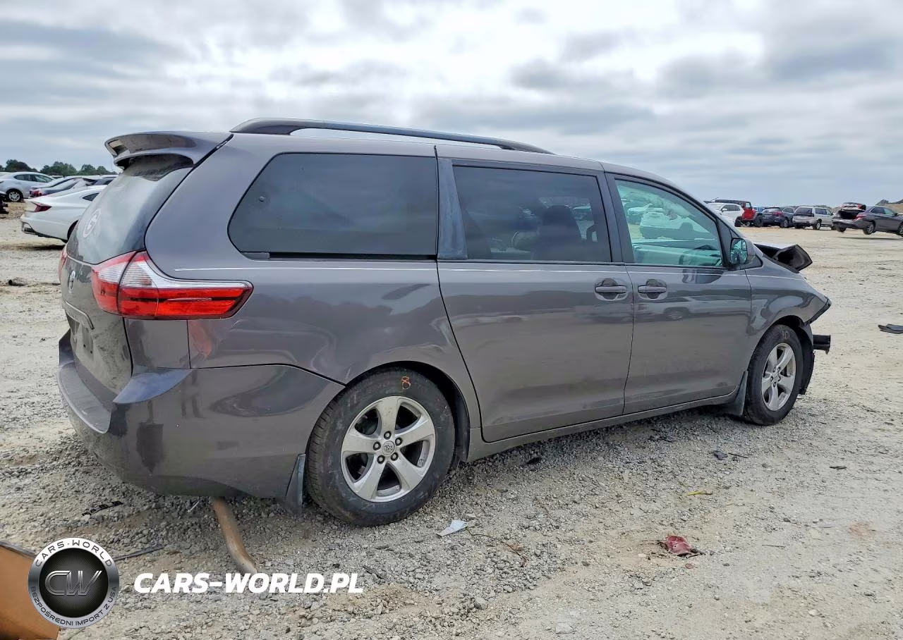 2016 Toyota Sienna Le VIN:5TDKK3DC5GS755242 - 3