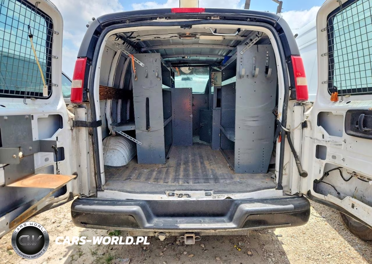 2013 Chevrolet Express G2500 VIN:1GCWGFCA8D1903199 - 10