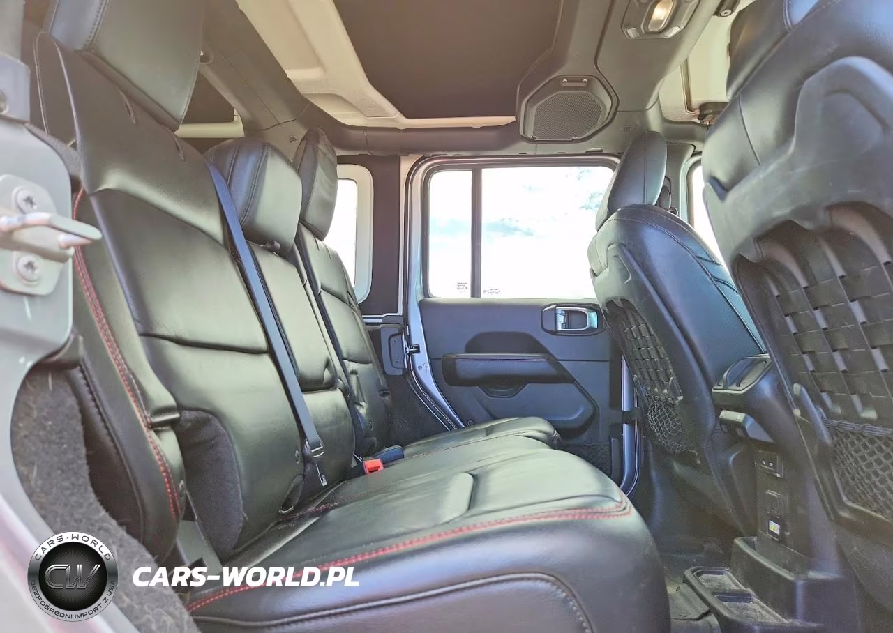 2018 Jeep Wrangler Unlimited Rubicon VIN:1C4HJXFN0JW176931 - 11