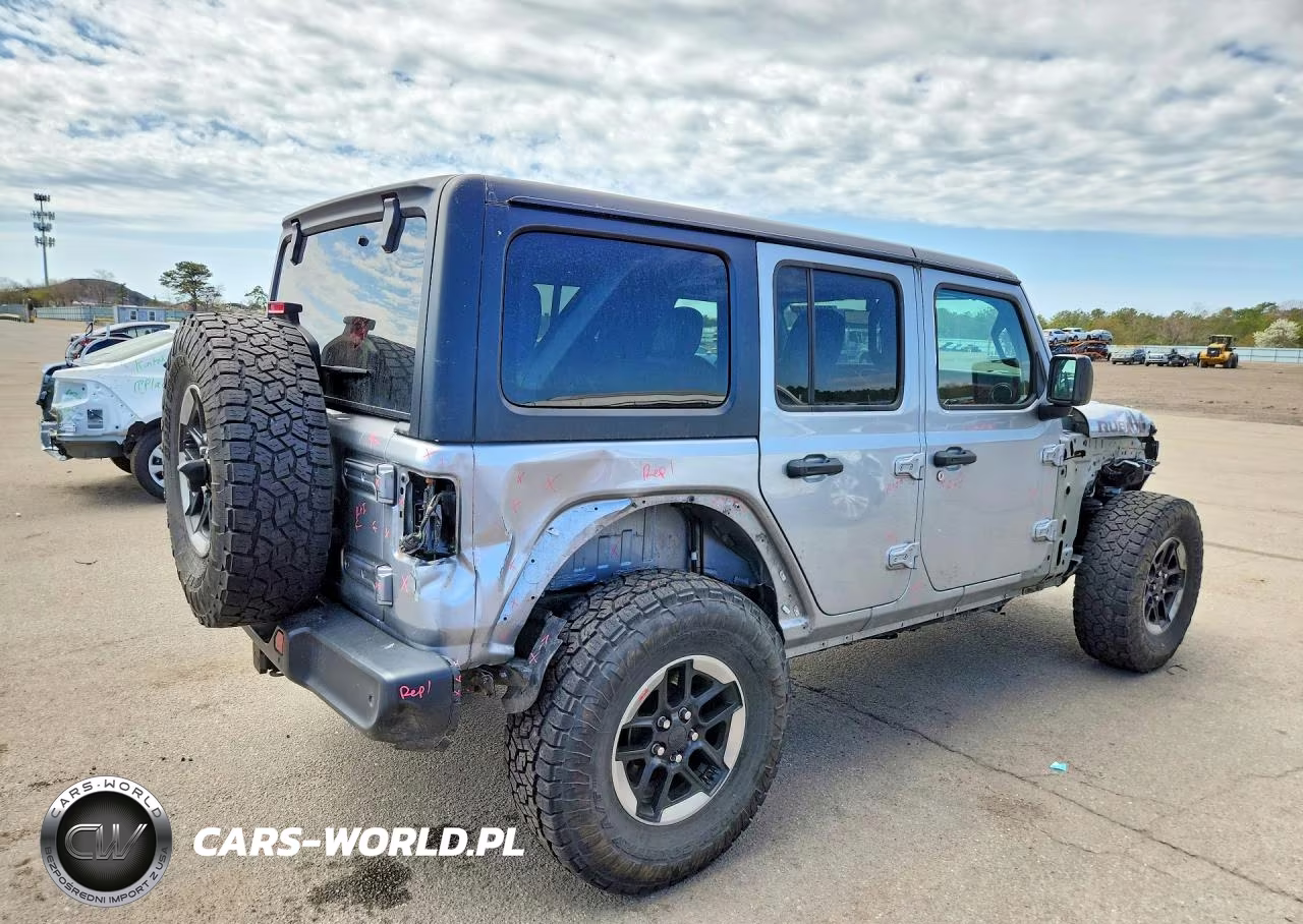 2018 Jeep Wrangler Unlimited Rubicon VIN:1C4HJXFN0JW176931 - 3