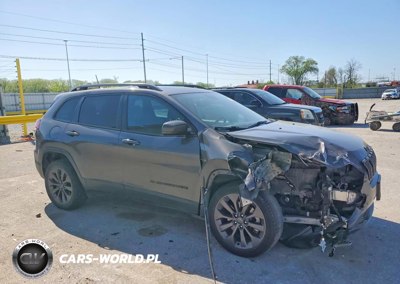 2021 Jeep Cherokee Latitude Lux VIN:1C4PJLMX2MD159184 - 4