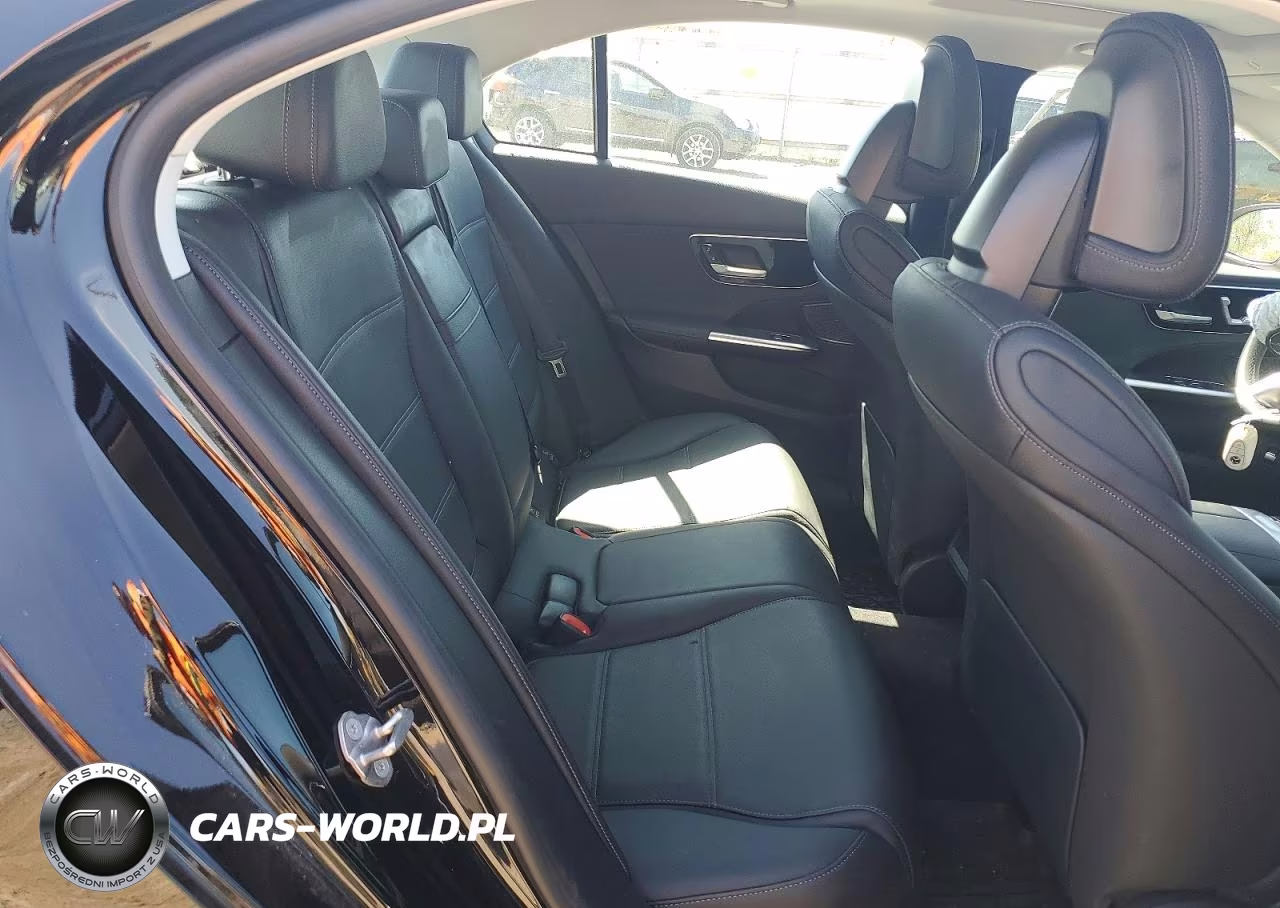 2022 Mercedes-Benz C 300 4Matic VIN:W1KAF4HB5NR011312 - 10