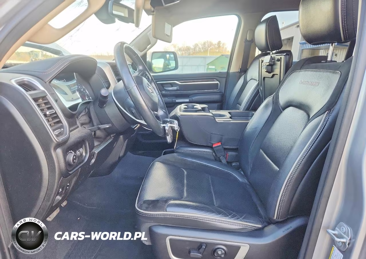 2019 Ram 1500 Laramie VIN:1C6SRFJT9KN504201 - 7
