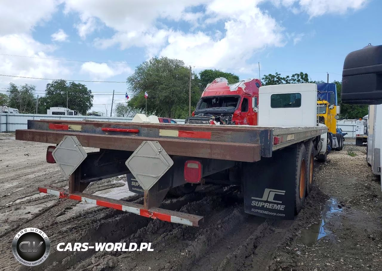 2009 Kenworth T370 Flatbed Truck VIN:2NKHLN9X99M244588 - 4