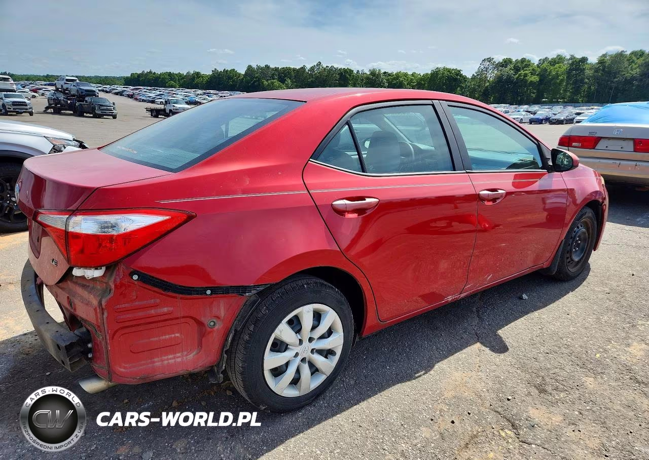 2016 Toyota Corolla Le VIN:2T1BURHE2GC688293 - 3