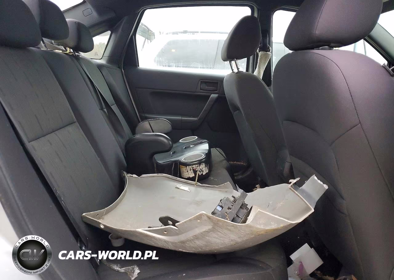 2011 Ford Focus Se VIN:1FAHP3FN2BW188173 - 10