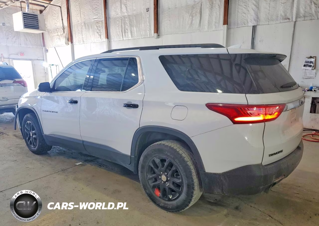 2019 Chevrolet Traverse Lt VIN:1GNERHKWXKJ257117 - 2