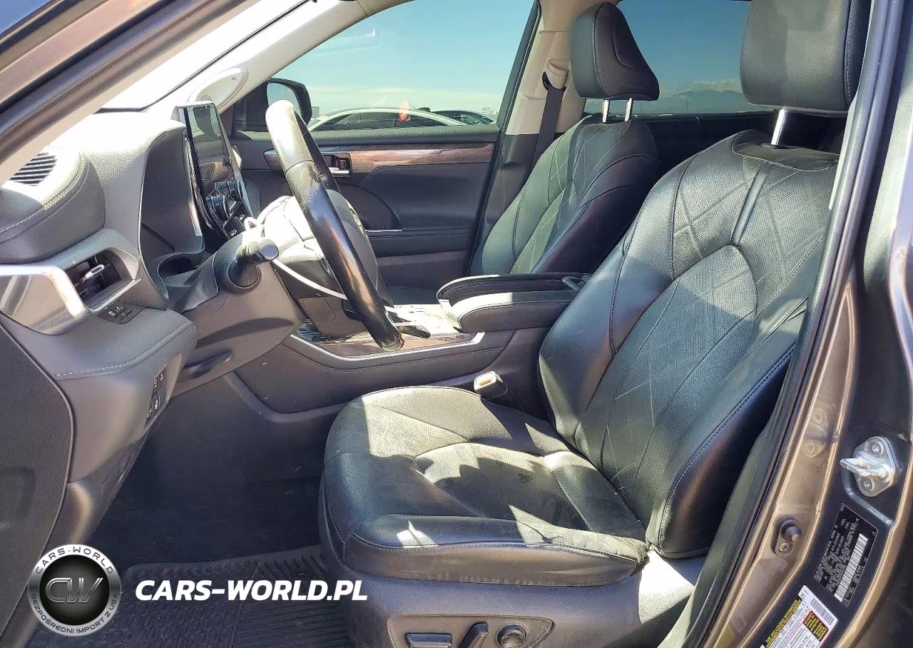 2023 Toyota Highlander Hybrid Platinum VIN:5TDEBRCH1PS107703 - 7