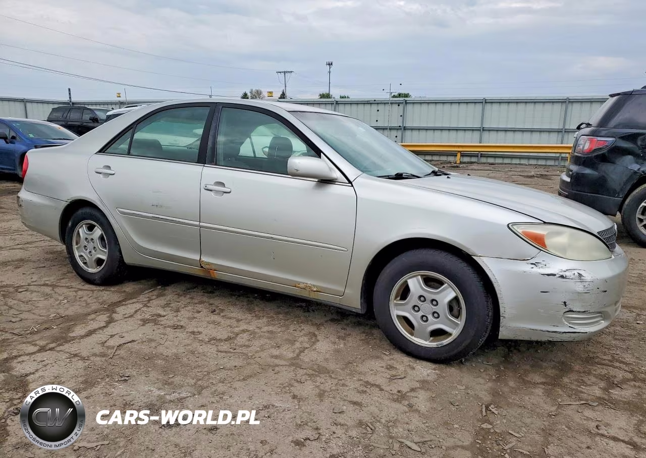 2003 Toyota Camry Le V6 VIN:4T1BF32K93U044188 - 4