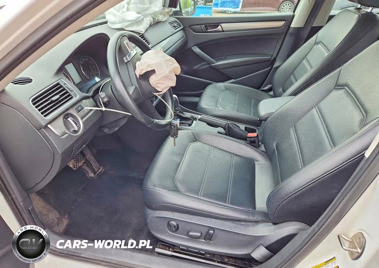 2015 Volkswagen Passat S VIN:1VWAS7A3XFC020812 - 7