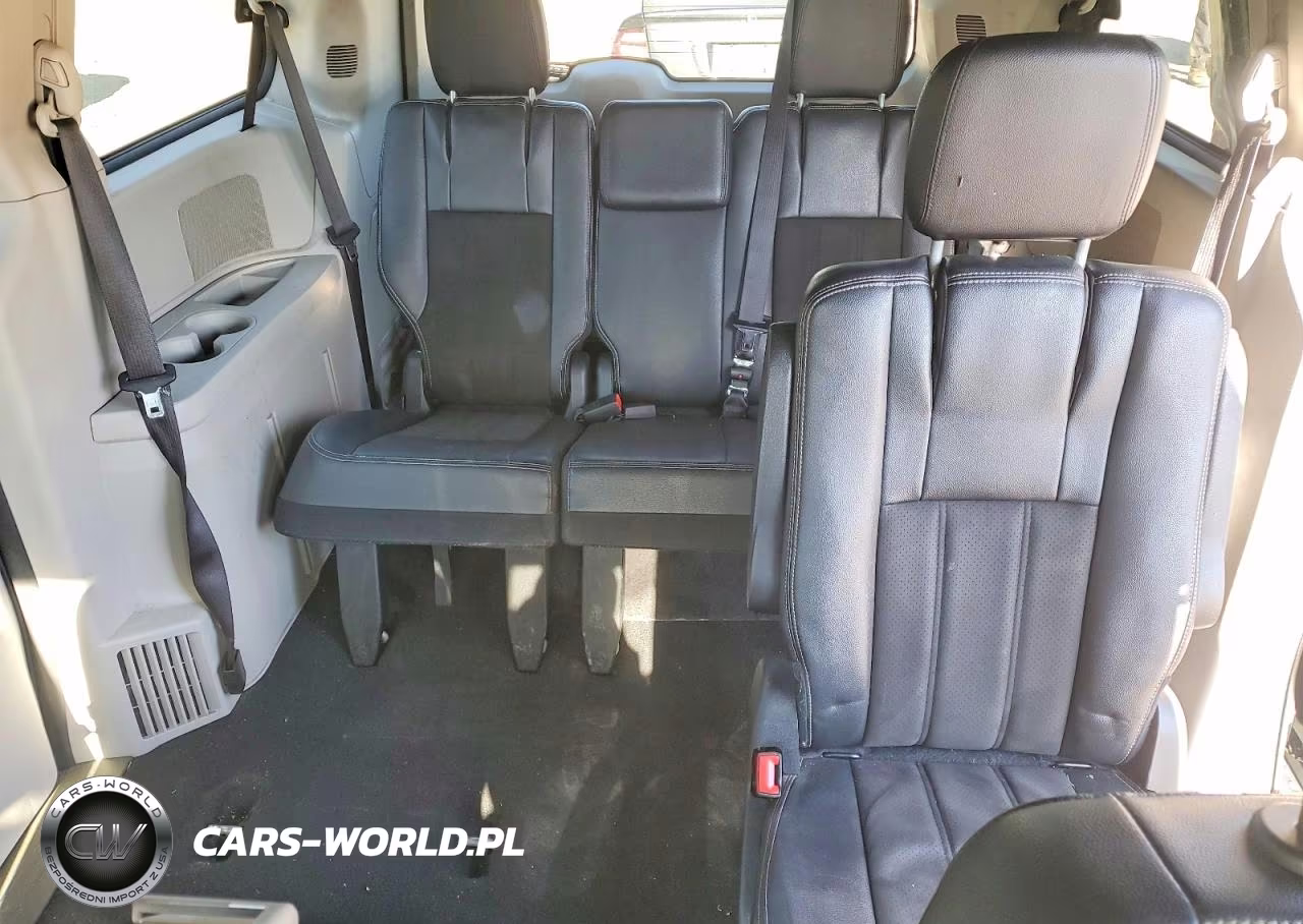 2019 Dodge Grand Caravan Sxt VIN:2C4RDGCG3KR776967 - 10