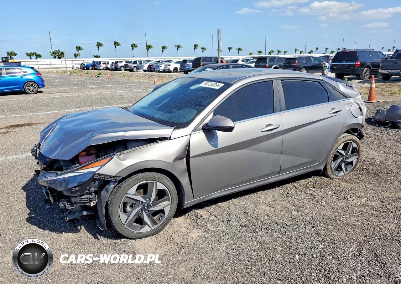 2022 Hyundai Elantra Limited – zdjęcie 1 z 13