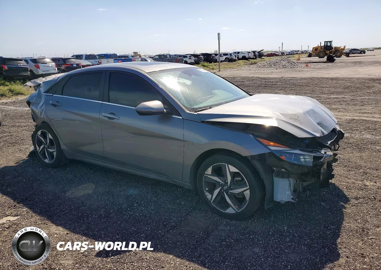 2022 Hyundai Elantra Limited VIN:KMHLN4AJ3NU024155 - 4