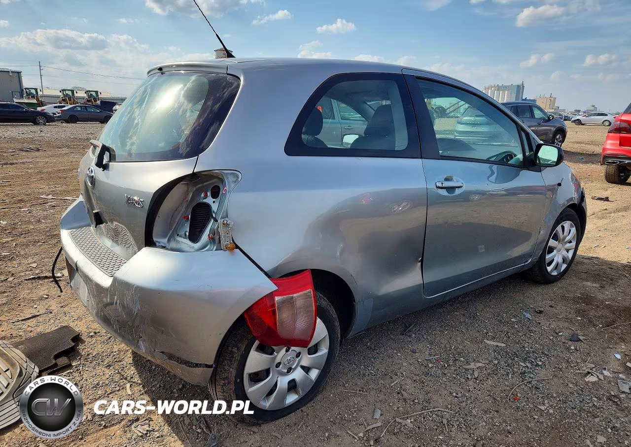2008 Toyota Yaris Base VIN:JTDJT923385180998 - 3