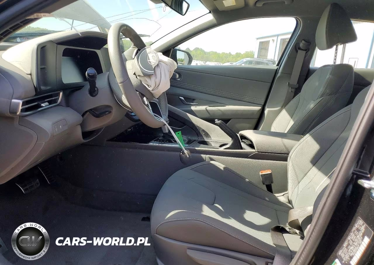 2026 Hyundai Elantra Sel Sport VIN:KMHLM4DG1TU143435 - 7