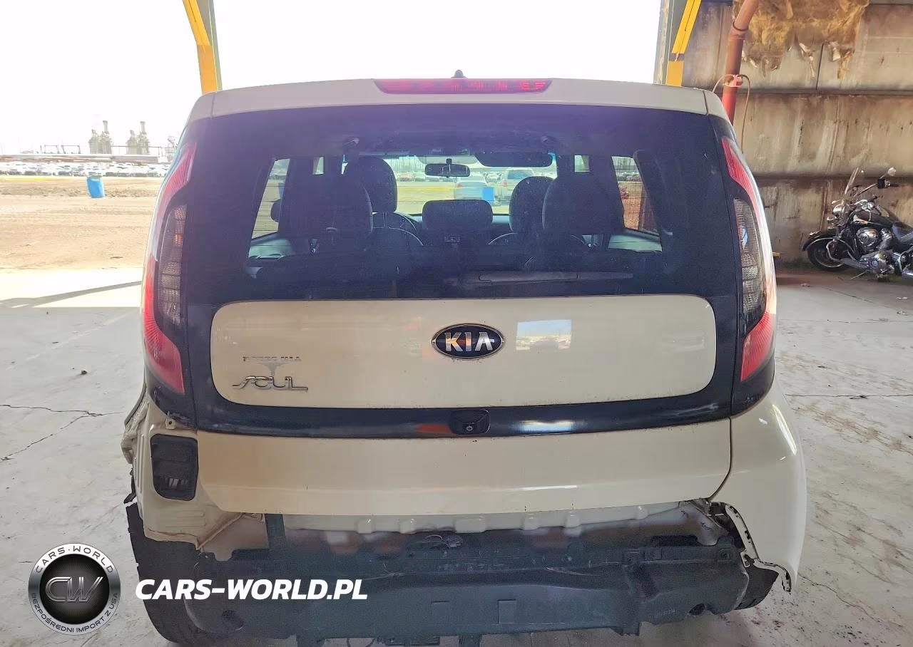 2015 Kia Soul + VIN:KNDJP3A56F7157723 - 6
