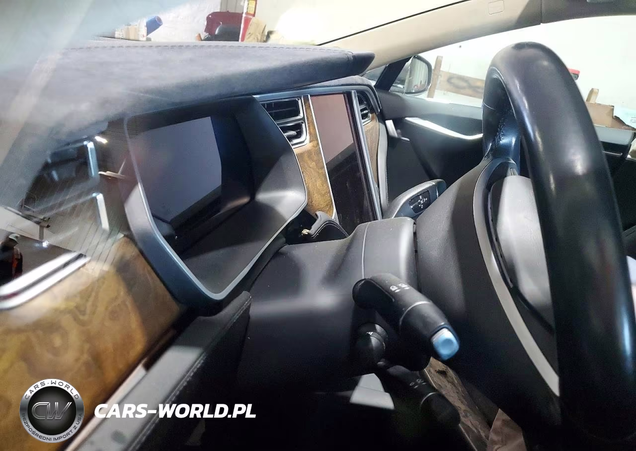 2016 Tesla Model S VIN:5YJSA1E48GF157777 - 9