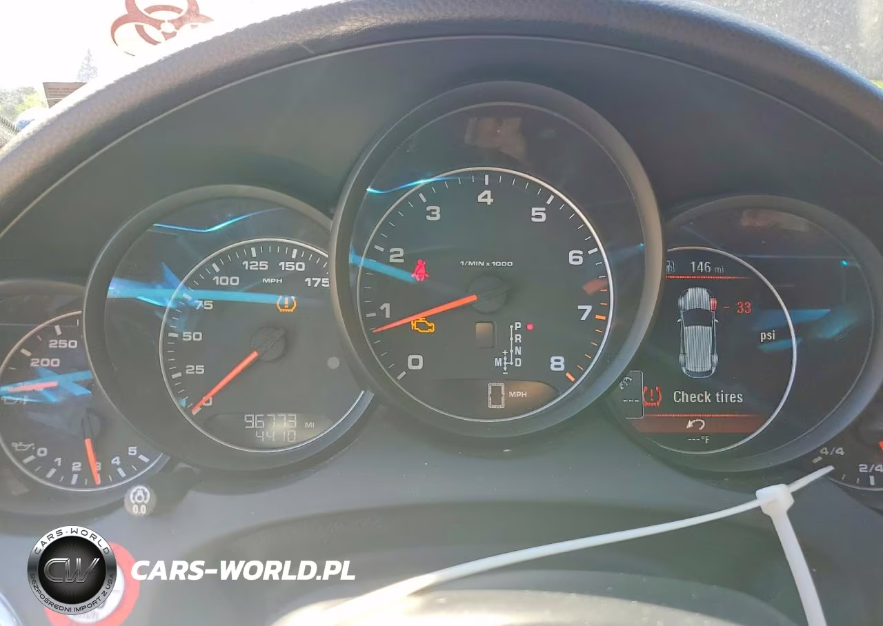 2016 Porsche Cayenne VIN:WP1AA2A22GLA00991 - 9