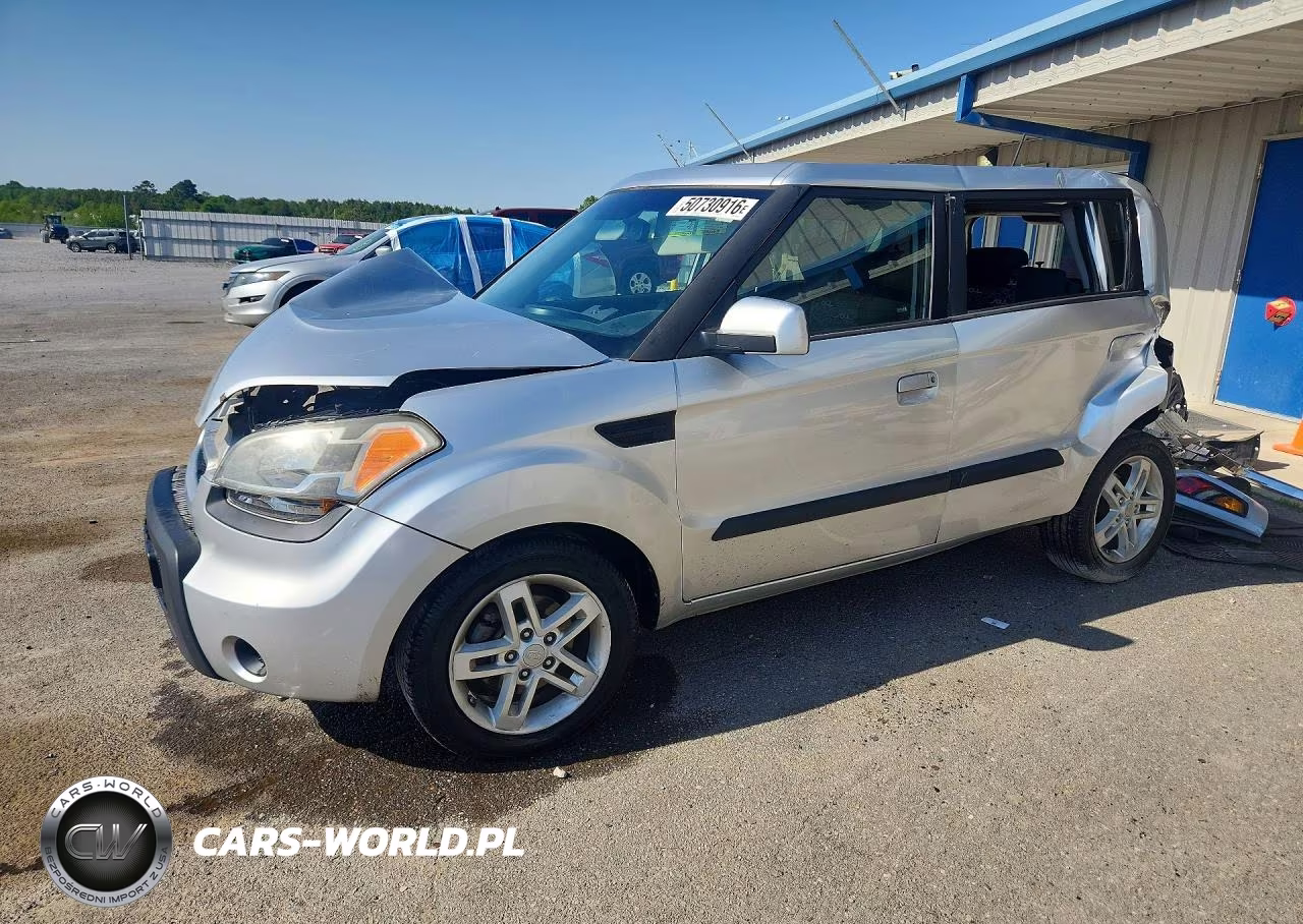 2010 Kia Soul +