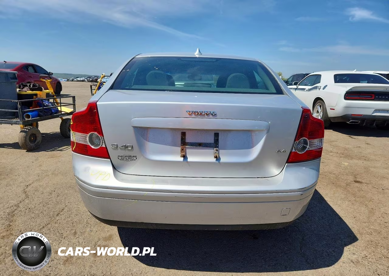 2007 Volvo S40 2.4I VIN:YV1MS382X72300480 - 6
