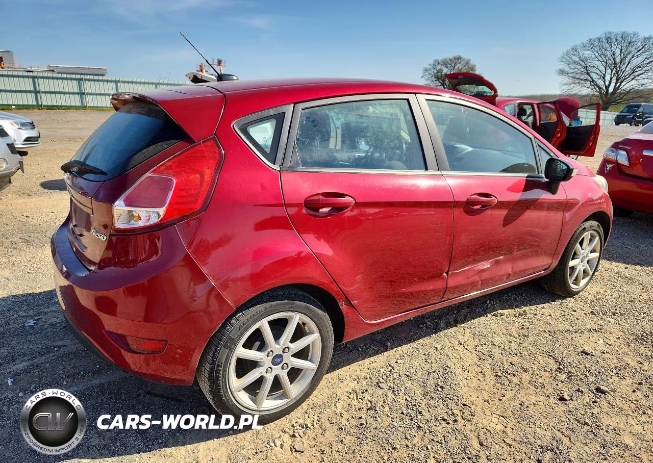 2016 Ford Fiesta Se VIN:3FADP4EJ5GM156411 - 3