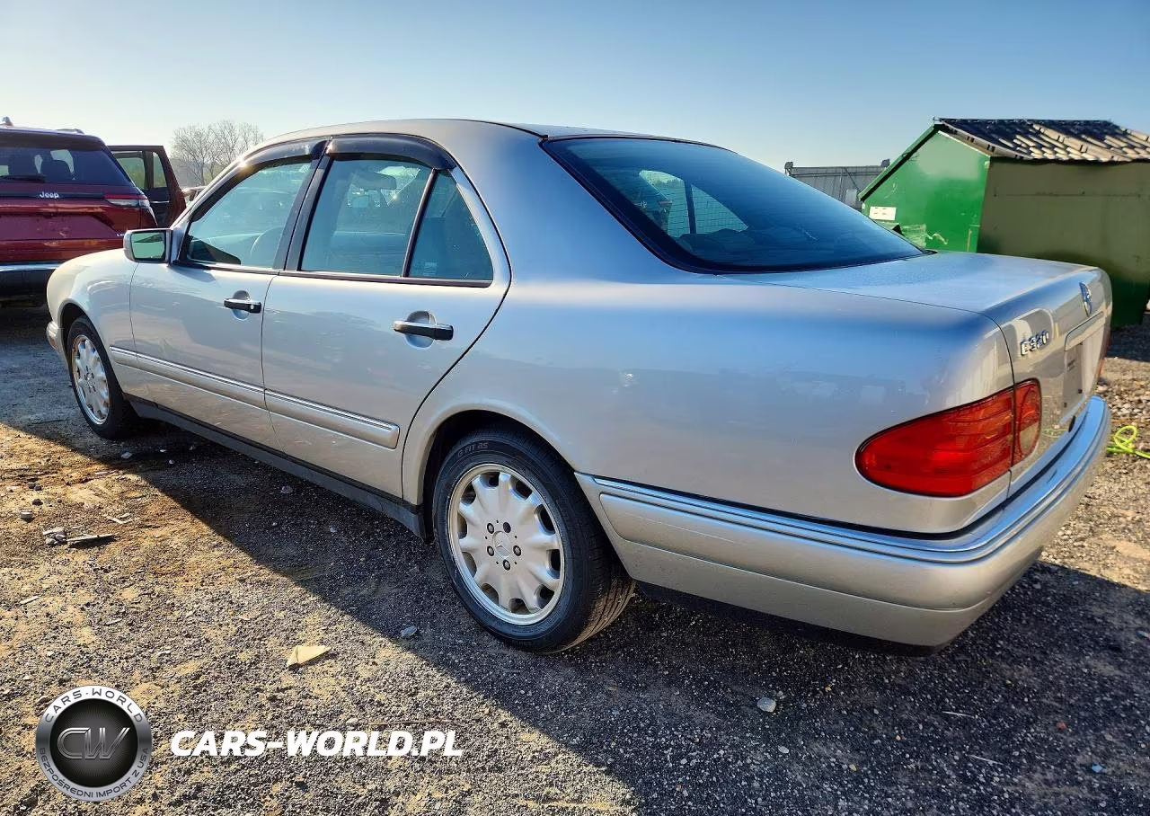 1998 Mercedes-Benz E 320 VIN:WDBJF65F7WA528722 - 2