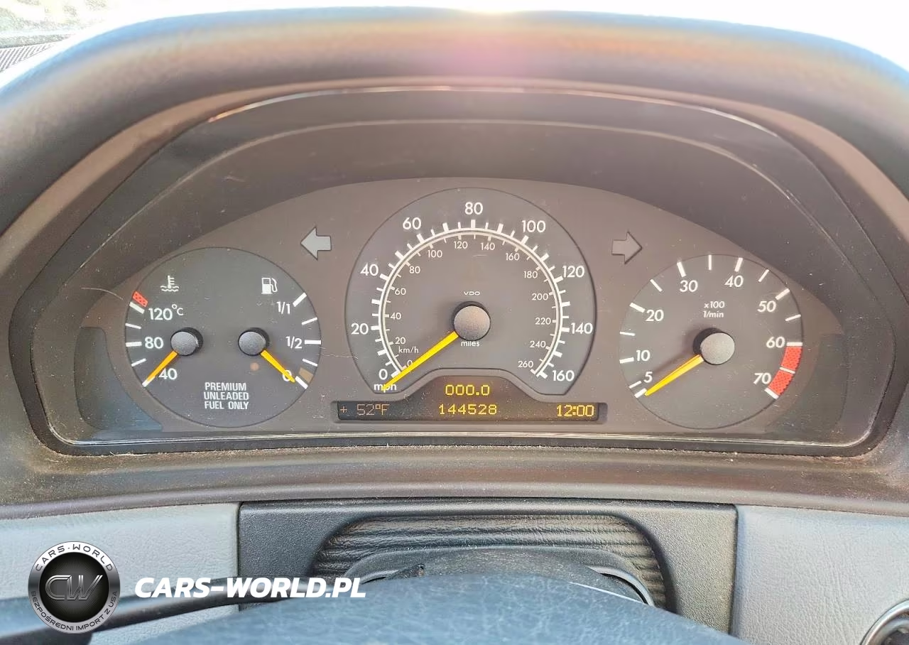1998 Mercedes-Benz E 320 VIN:WDBJF65F7WA528722 - 9