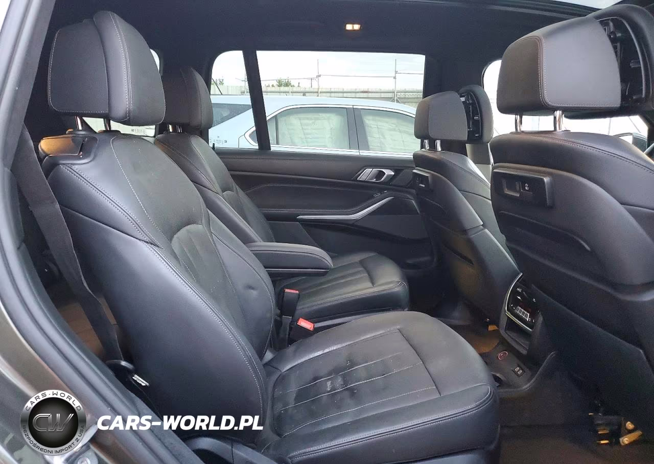 2020 BMW X7 xDrive40I VIN:5UXCW2C09L9B05317 - 11