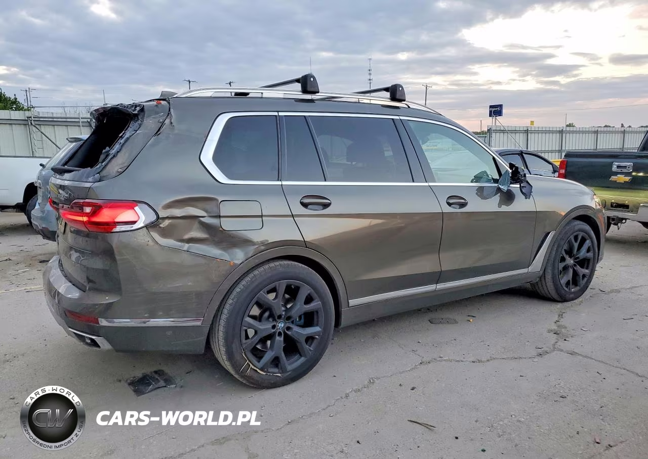 2020 BMW X7 xDrive40I VIN:5UXCW2C09L9B05317 - 3