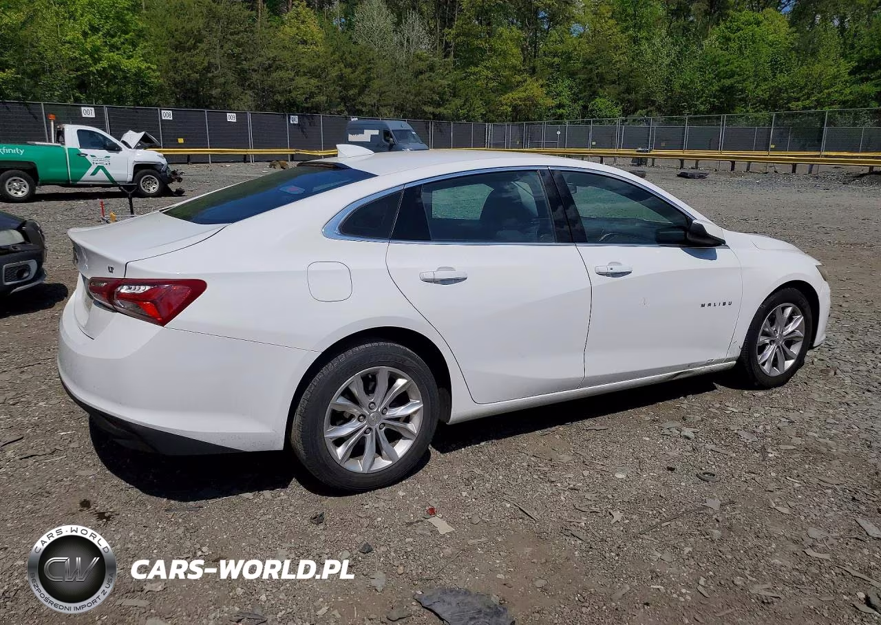 2020 Chevrolet Malibu Lt VIN:1G1ZD5ST1LF047807 - 3