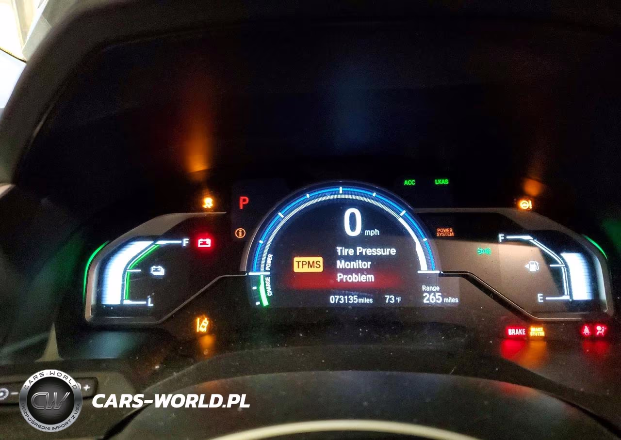 2018 Honda Clarity VIN:JHMZC5F12JC011303 - 9