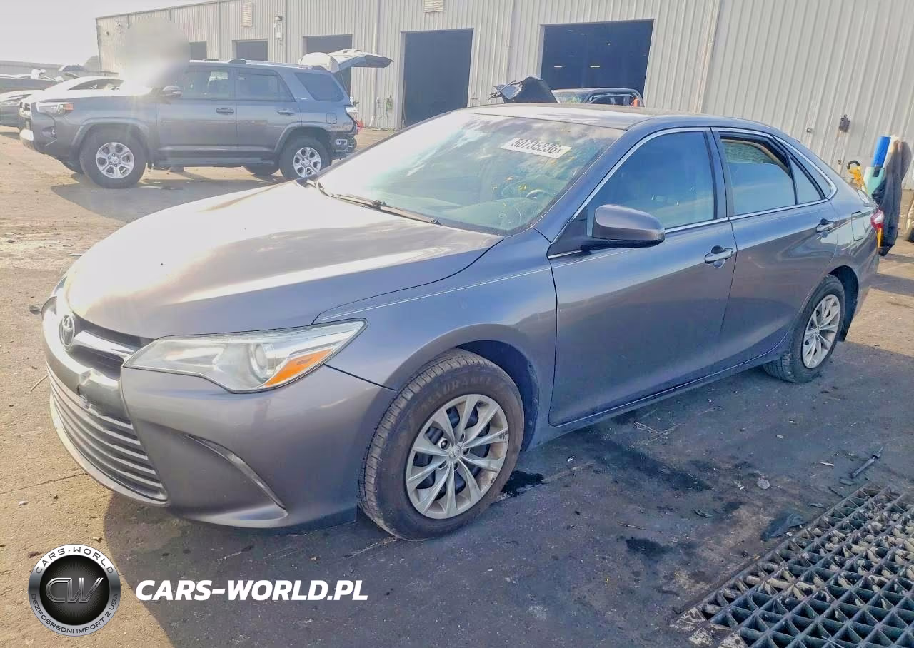 2016 Toyota Camry Le