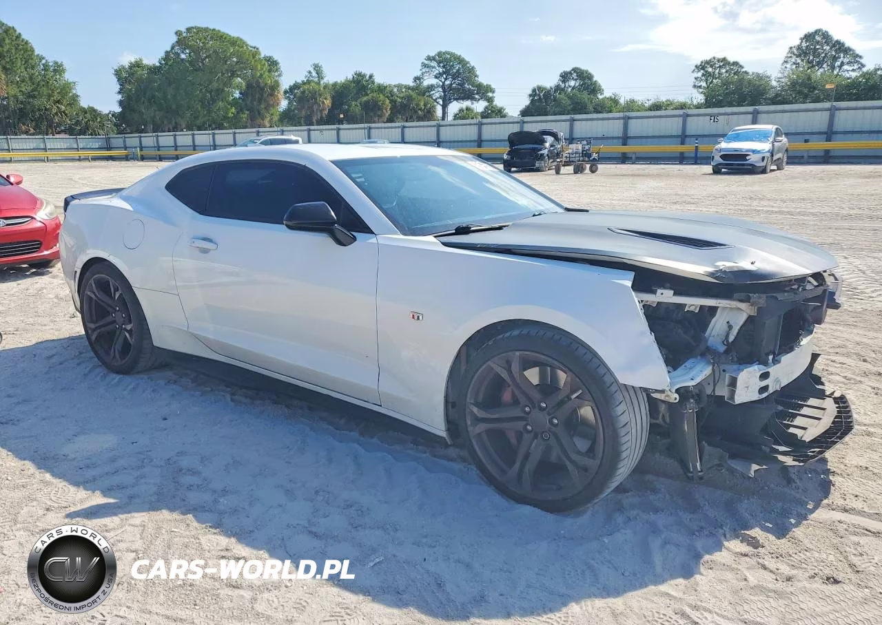 2017 Chevrolet Camaro Ss VIN:1G1FE1R72H0178076 - 4