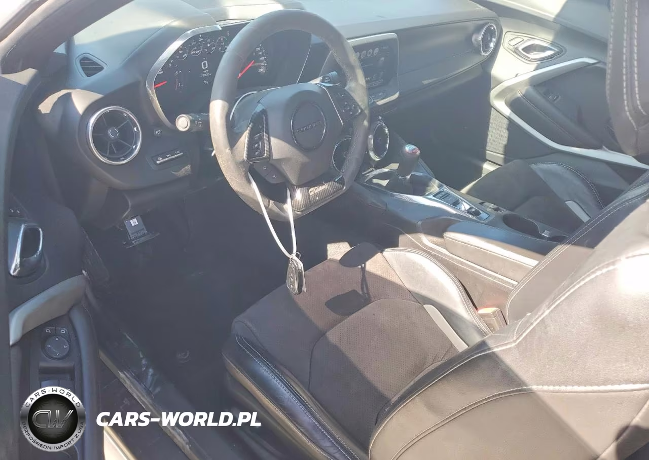 2017 Chevrolet Camaro Ss VIN:1G1FE1R72H0178076 - 8