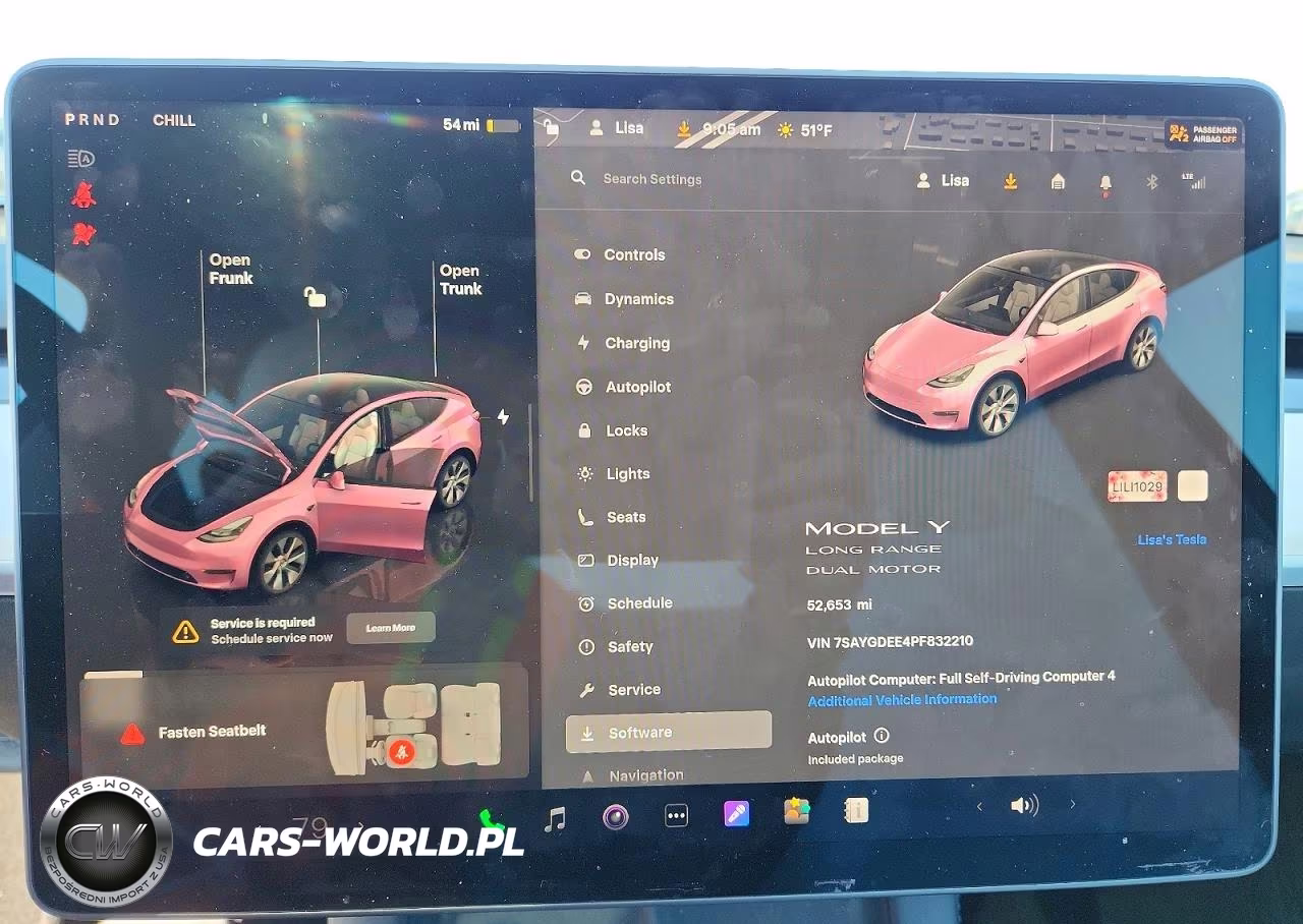 2023 Tesla Model Y VIN:7SAYGDEE4PF832210 - 9
