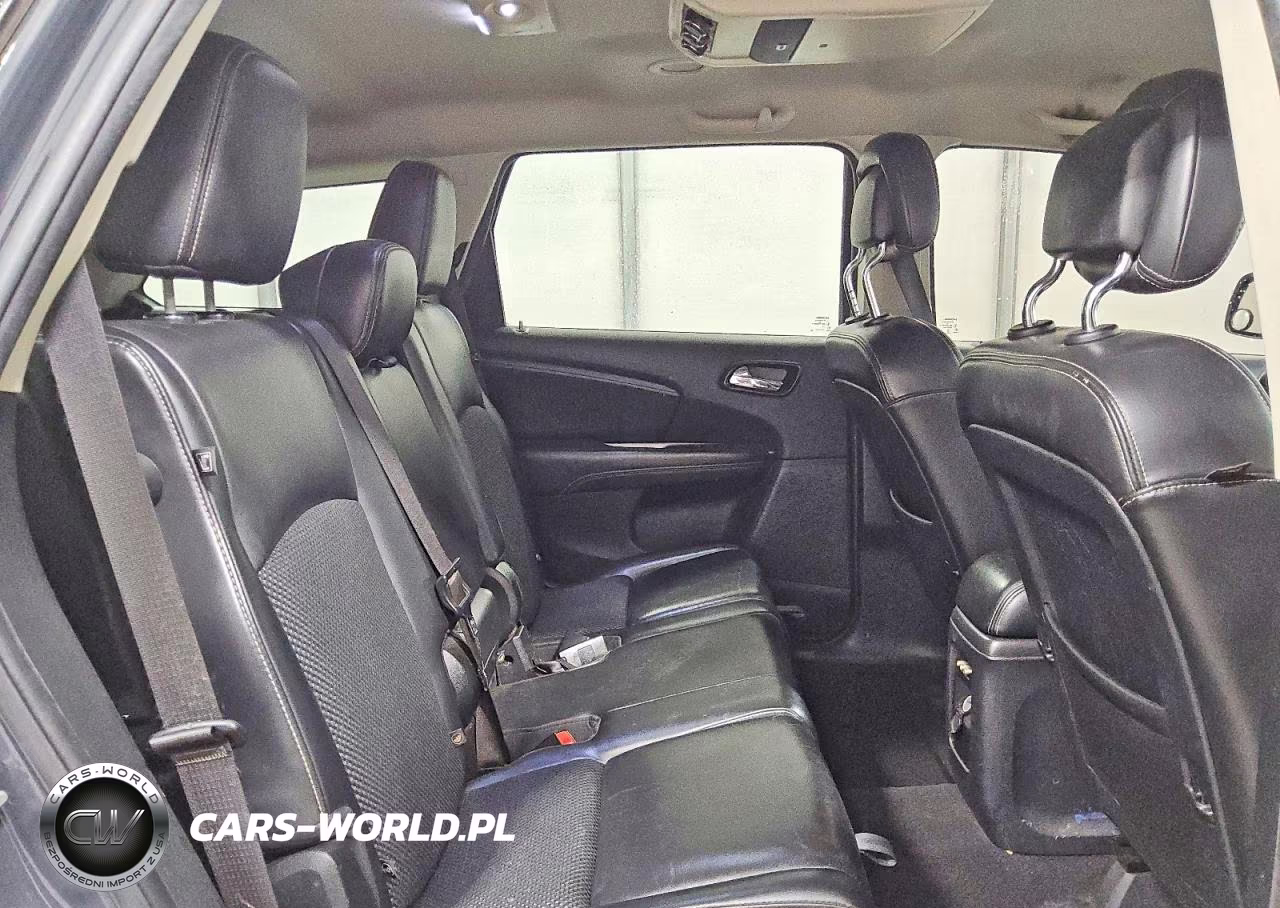 2018 Dodge Journey Crossroad VIN:3C4PDCGG5JT145403 - 11