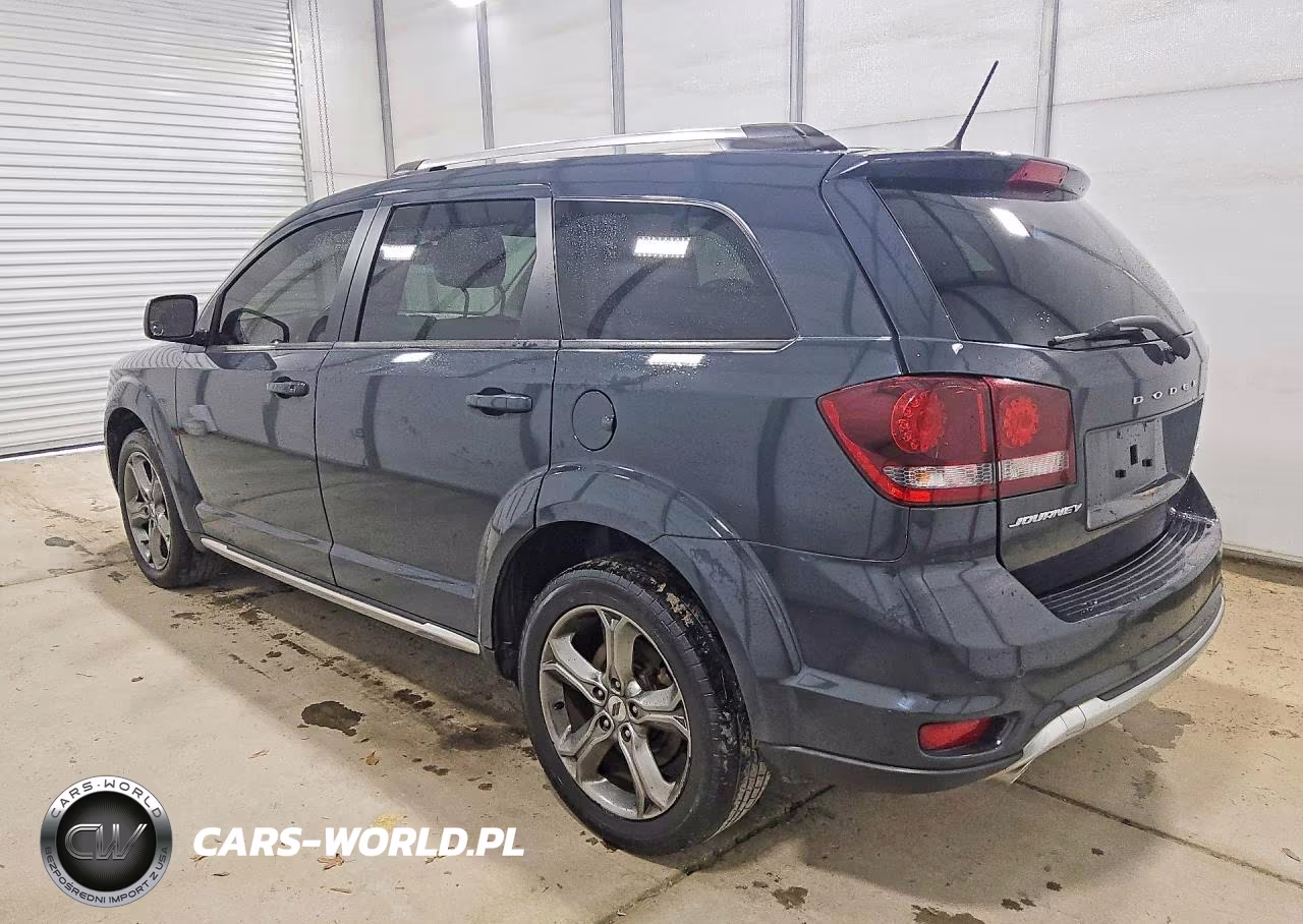 2018 Dodge Journey Crossroad VIN:3C4PDCGG5JT145403 - 2