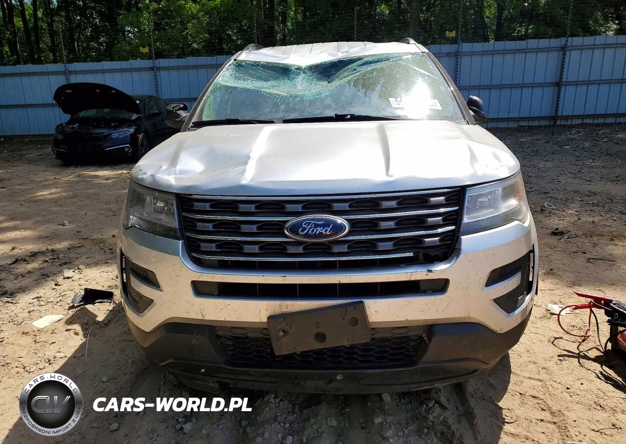 2017 Ford Explorer VIN:1FM5K7B8XHGD77543 - 5