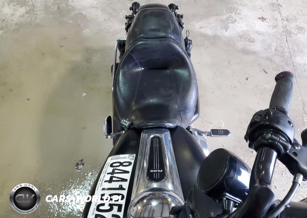 2010 Harley-Davidson Flhx VIN:1HD1KB414AB629603 - 5
