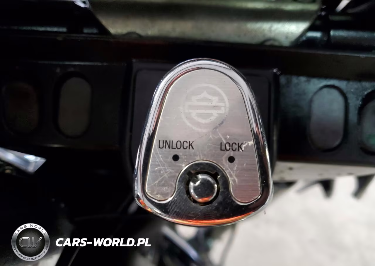 2010 Harley-Davidson Flhx VIN:1HD1KB414AB629603 - 8