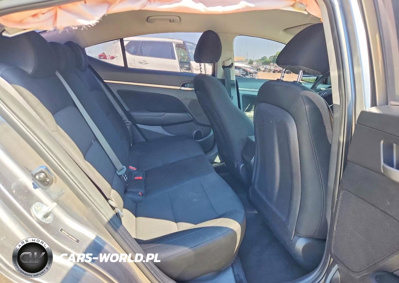 2019 Hyundai Elantra Sel VIN:5NPD84LF3KH446831 - 10
