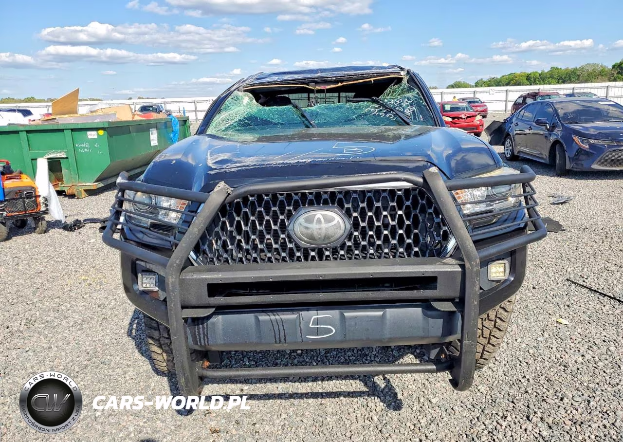 2018 Toyota Tacoma Trd Off-Road VIN:5TFCZ5ANXJX132203 - 5